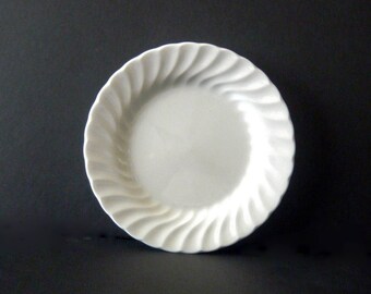 Johnson Brothers Regency Pattern Bread Plate Earthenware Ironstone Made in England