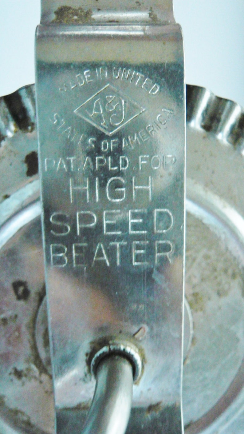 Vintage Egg Beater A /& J Manufacturing Company Hand Mixer Kitchen Tool From The 1920/'s Utensil
