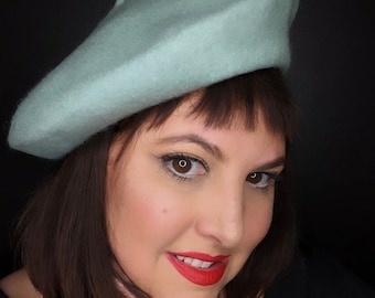 Wool French Beret,  100% Wool Beret, Mint Green Beret, Winter Beret ,  Winter Green Hat,  Vintage Style Beret,  French Hat Emily in Paris