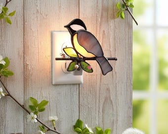 Carbonero, vidriera, luz nocturna, atrapasol, hecho a medida, hecho a mano, decoración del hogar, lámpara de pájaro