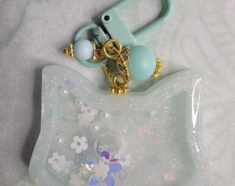 Cat Resin Shaker Keychain Charm / Bag Charm