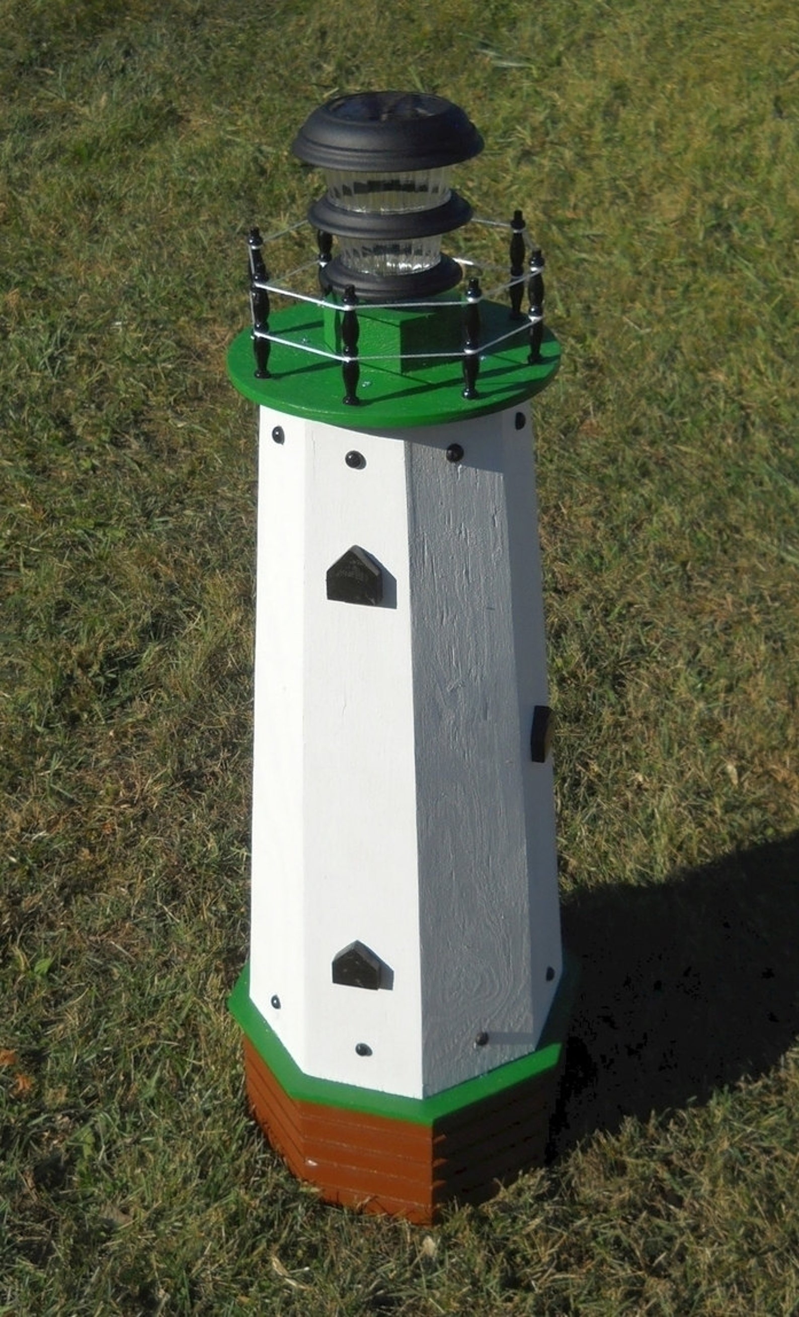 phare solaire de jardin