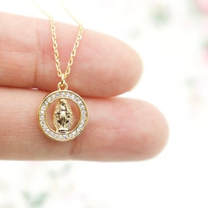 Colar de ouro Virgem de Guadalupe CZ em forma de retângulo - Nossa Senhora de Guadalupe - Colar da Virgem Maria em prata - presente religioso - ideias para presentes de aniversário