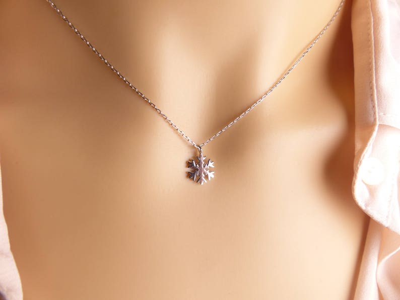 Snow flake necklace Bridesmaid Gift, Christmas present Dainty sterling silver gold filled Snow Flake necklace holiday gift gift idea