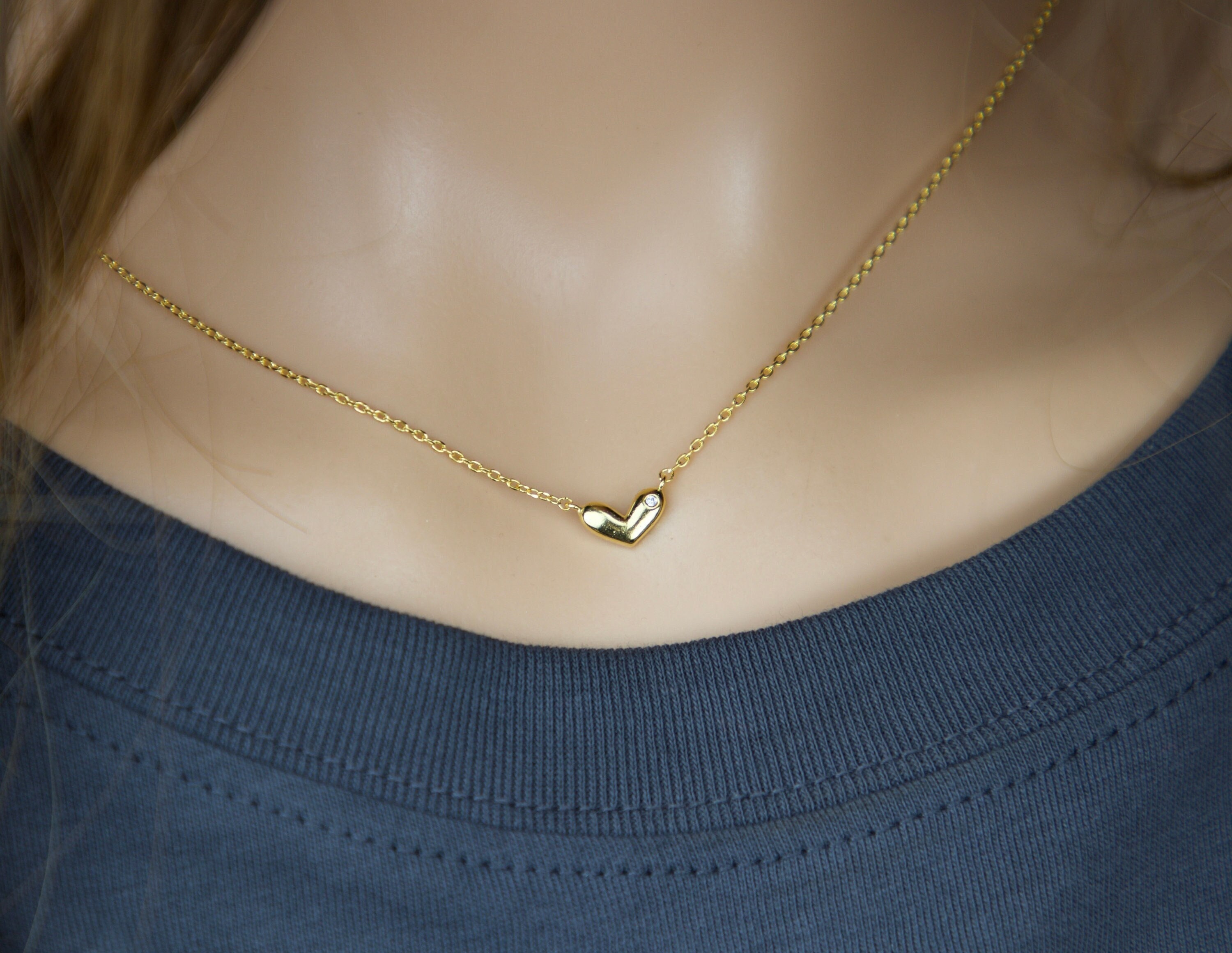 Collier Ras De Cou Fantaisie En Forme De Cœur - Bijou D'occasion, Sans Marque, Joli Et Discret