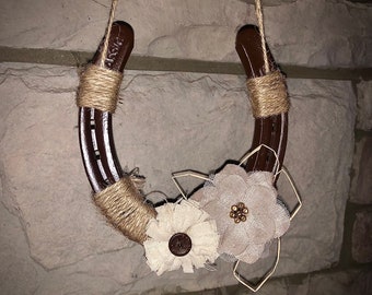 Horseshoe Wall Decor with Fabric Flower