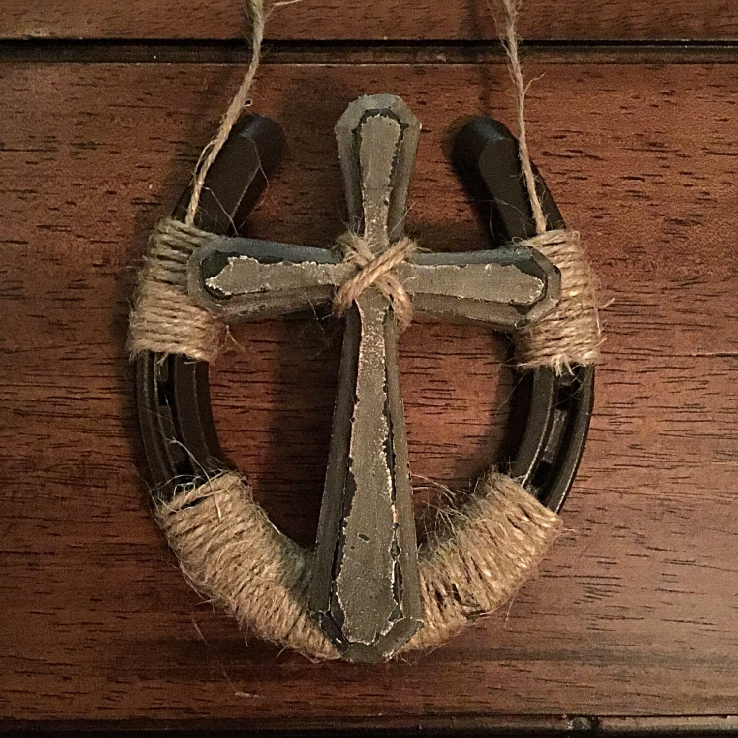 Horseshoe Wall Decor With Cross 