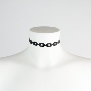 Slim Latex Chain Collar