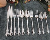 Oneida TENNYSON Vintage USA 18 8 Community Cube Mark Stainless 10pcs 2 Place Settings Excellent