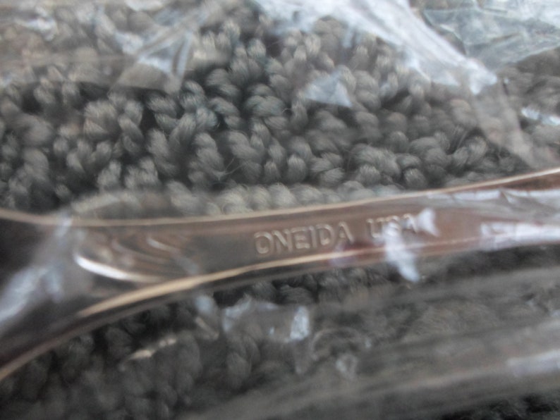GLOSSY CAMBER SCROLL Oneida 188 Usa Stainless Flatware 43pcs Nice Lot Unused