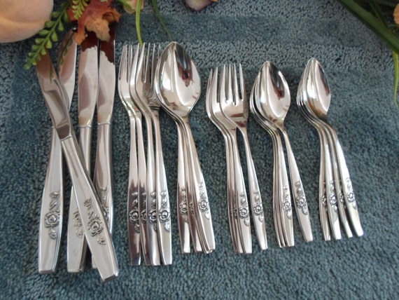 ONEIDA ヴィテージ　アンティーク Vintage USA Oneida OUR ROSE 18/8 Scientific Stainless Service Sss