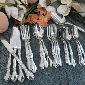 Oneida LAKEWOOD aka TUXEDO Vintage Oneida Usa 18/8 Scientific Silver Service Sss 25pcs 4 Place Settings+ EXCELLENT