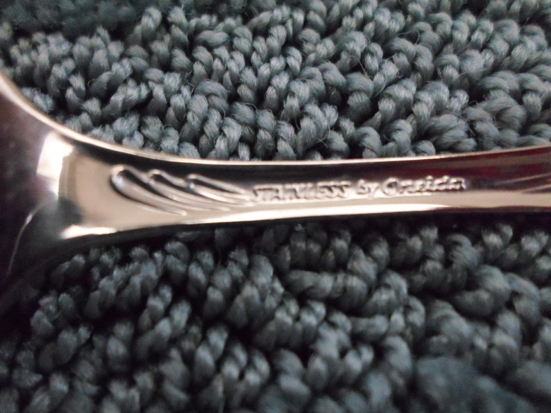 GLOSSY CAMBER SCROLL Oneida 188 Usa Stainless Flatware 43pcs Nice Lot Unused