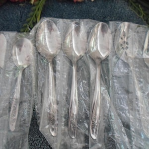 Oneida ROSEANNE Rose Pastel Rosealie Custom Stainlesss UsA Vintage ~1986 Seven Piece Serving Lot MINT, MIP!