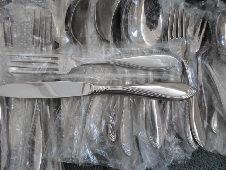 GLOSSY CAMBER SCROLL Oneida 188 Usa Stainless Flatware 43pcs Nice Lot Unused