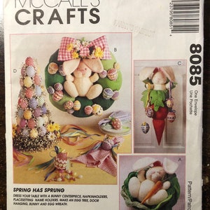 McCalls 8085 Frühling Herzstück Egg Tree Bunny Ostern Schnittmuster Uncut
