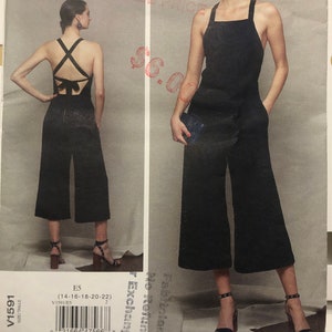 Vogue Sewing Pattern V1591 Rebecca Vallance Womens Halter Jumpsuit Wide Legs and Open Back Vogue Size 14 16 18 20 22 Bust 36 38 40 42 44 FF