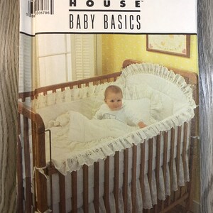 Simplicity 8722 Pattern One Size / Simplicity 9893 Pattern bedroom accessories