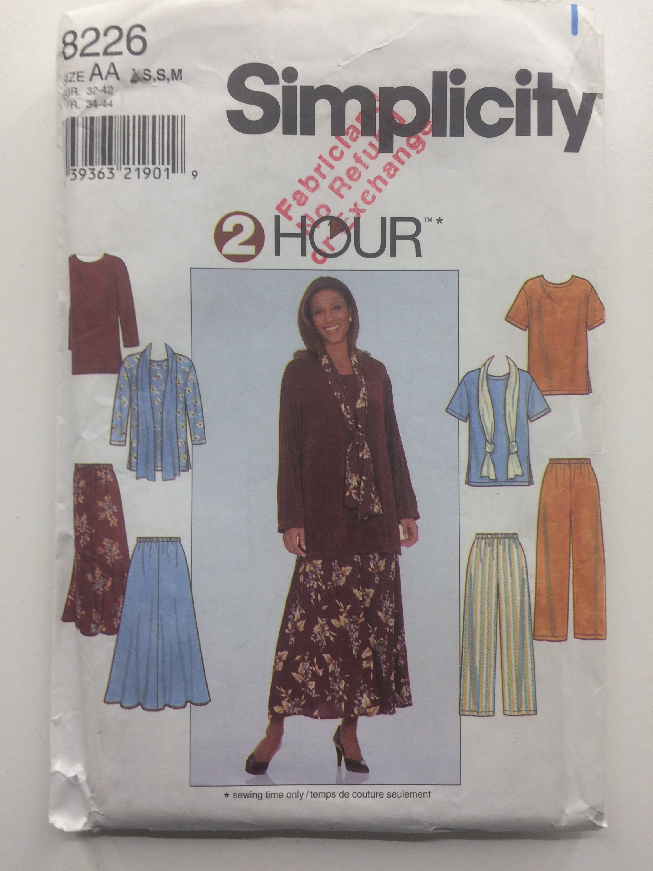 Simplicity 8226 裁縫パターン：1990年代風トップス、スカート、パンツ