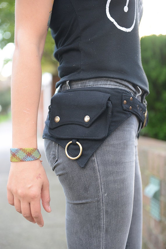 Larswon Belt Bag for Women, Synthetic Leather Belt Purse Chain Purse Mini  Belt Bag Fanny Pack Fashion Waist Packs Small Black