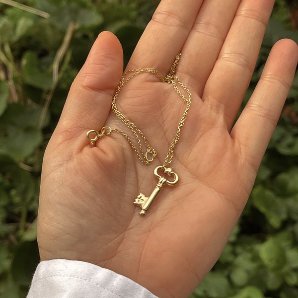 Schlüssel Halskette, Schlüssel Anhänger an einer Kette, Valentinstag Geschenk, goldene Schlüssel Halskette, Skelett Schlüssel Charme, Schlüssel zu meinem Herzen Halskette