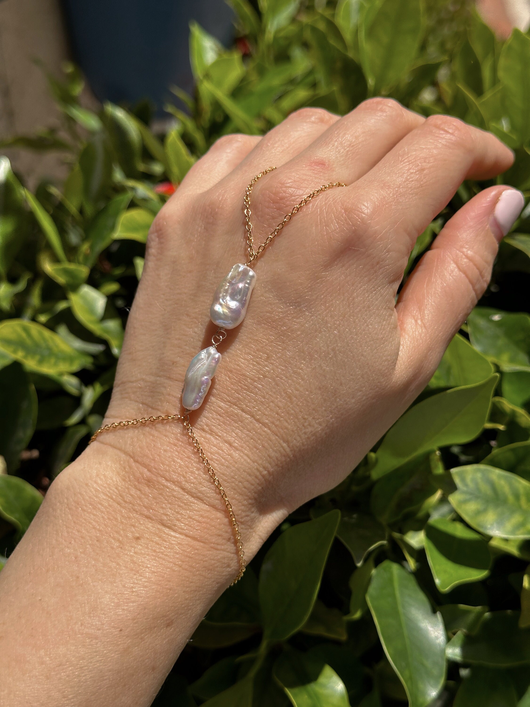 Bracciale a catena con perle, Bracciale alla schiava con perle, Bracciale ad anello, Bracciale da dito, Gioielli da sposa, Bracciale da sposa, Regalo per lei - Italia