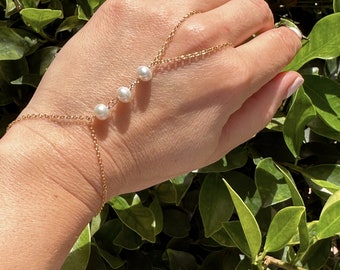 Slave bracelet, Dainty Pearl bracelet, summer jewelry, chain bracelet, gift for her