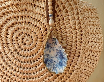 Real oyster and pearl bag charm, keychains, accessories for summer