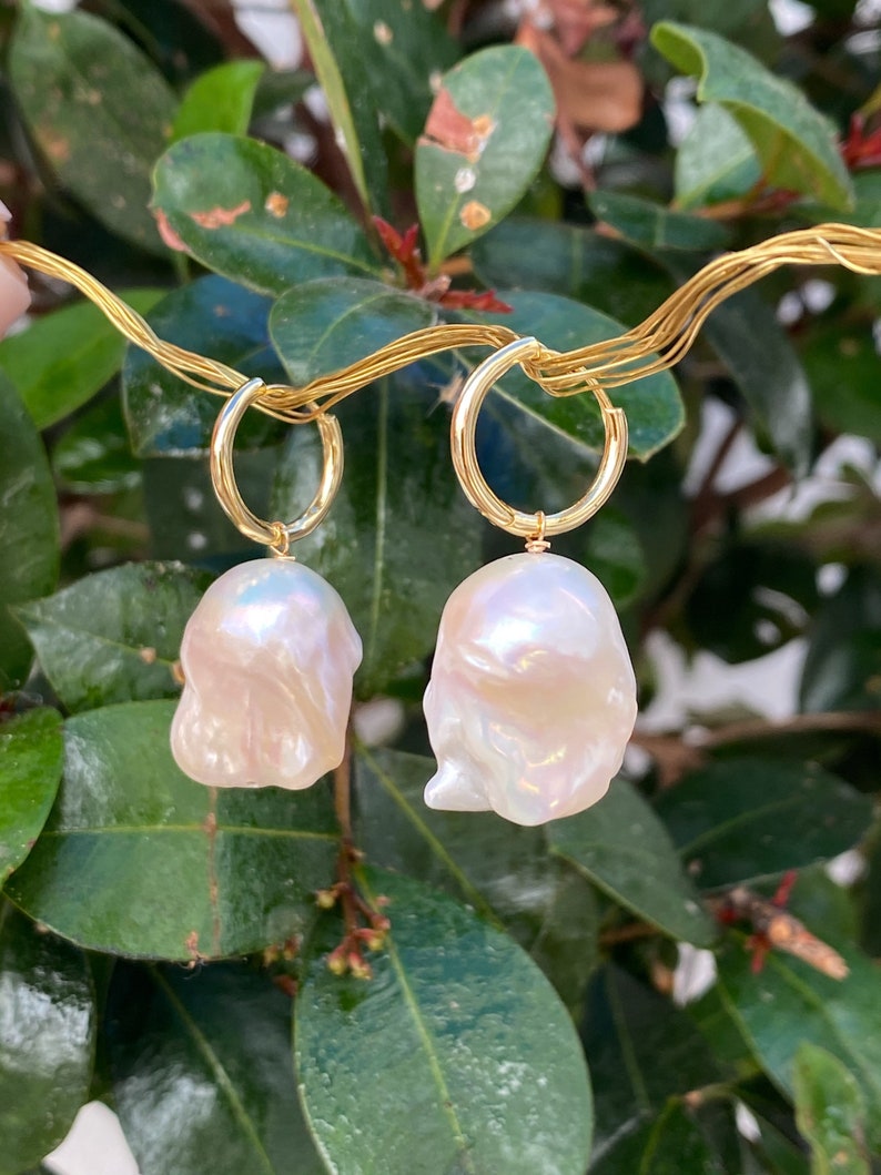 White baroque pearl hoop earrings, flameball pearls earrings, gold plated 925 silver image 2