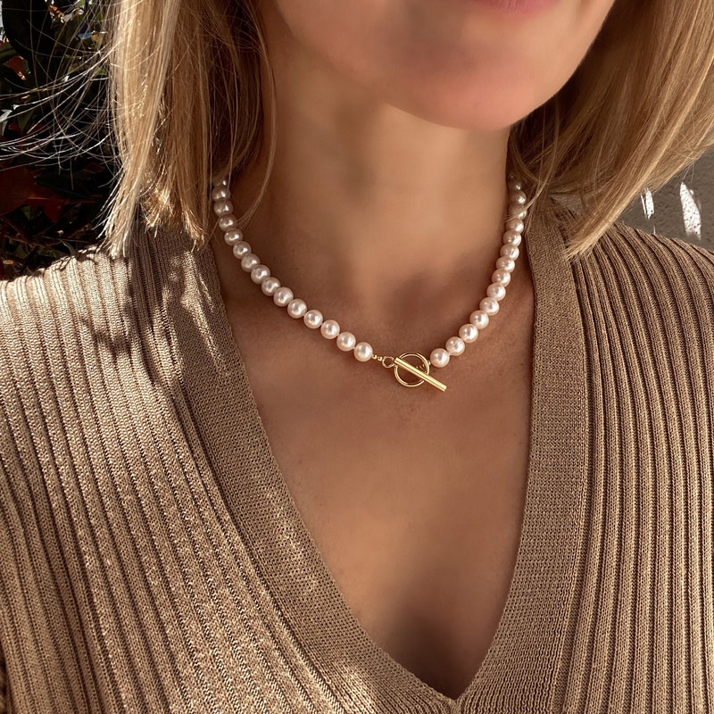 Cascade Round Pearl Necklace
