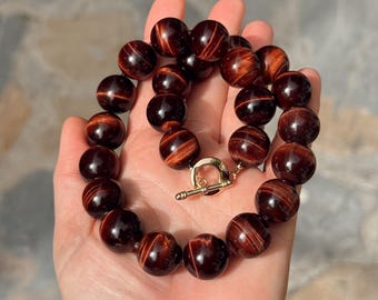 Bull’s Eye Necklace – Red Tiger Eye Gemstone Beaded Necklace – Natural Bullseye Stone Jewelry – Protection & Grounding Crystal Necklace