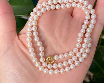 ネックレス・ペンダント PERFECT SHAPED PEARL NECKLACE Pearl And Pear Diamond Drop Necklace by Mizuki - NEWTWIST