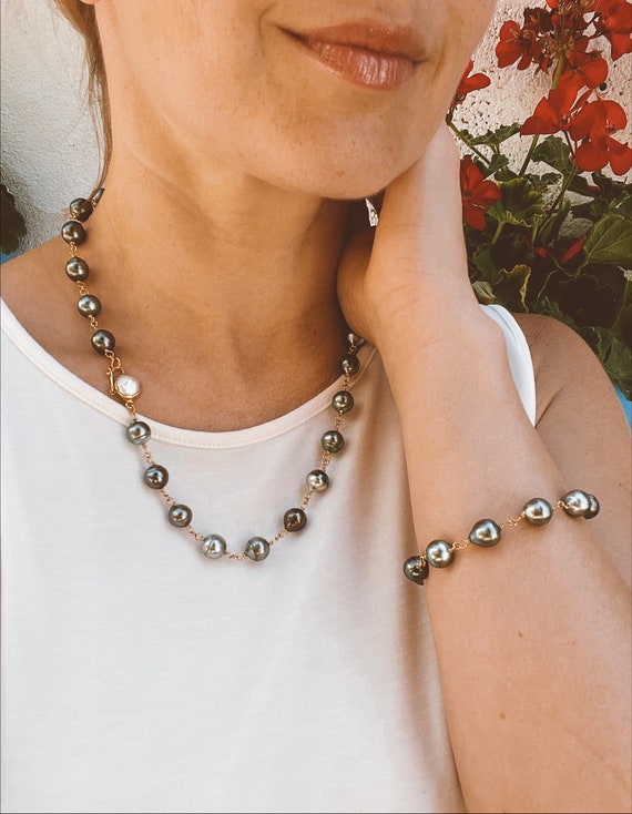 Tahitian Pearl Necklace: Gold Vermeil Clasp, Saltwater Pearls