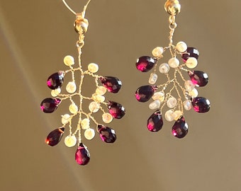 Garnet earrings, Garnet and Pearl branch earrings, Gemstone twig earrings, Wire wrapped jewelry, January birthstone, Statement earrings