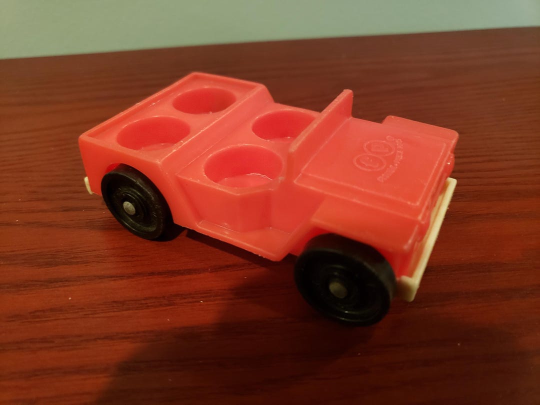 Vintage Fisher Price Play Family Little People A Frame House 990 Pick 1 Part