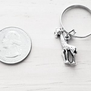Giraffe Keychain - Giraffe Gift Idea - Giraffe Gift - Giraffe Key Chain Accessory - Giraffe Keychain