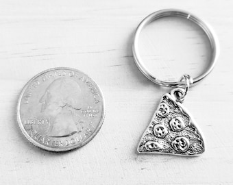 Pizza Keychain - Pizza Gift Idea - Pizza Gift - Pizza Key Chain Accessory - Pizza Keychain - Pizza Keychain - Pizza lover Gift