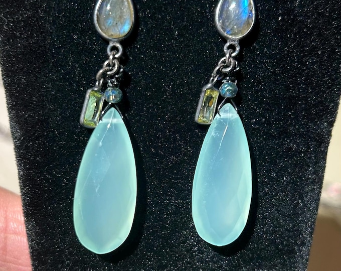Aqua Chalcedony teardrop with labradorite earring
