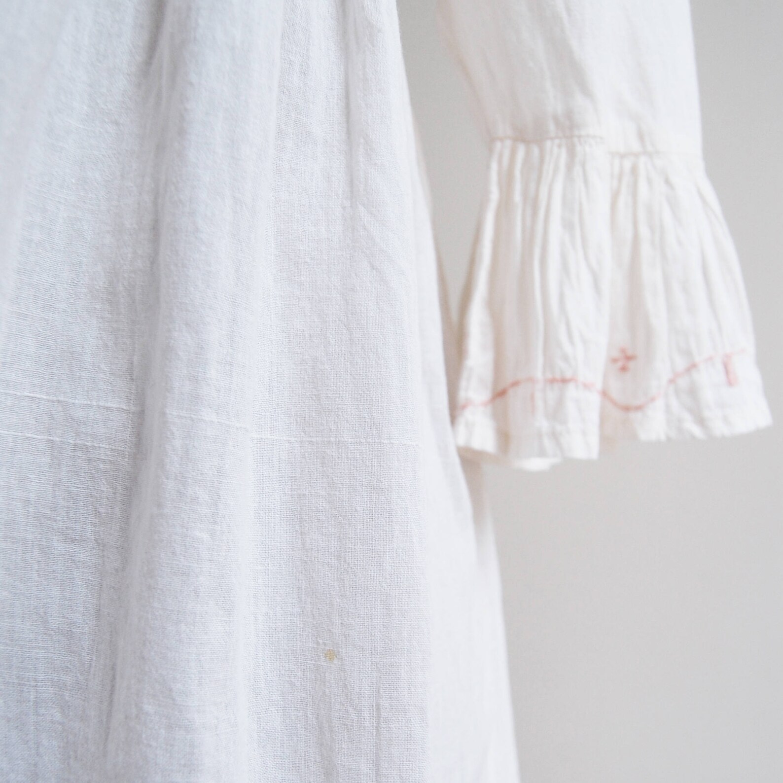 Retro white cotton baby doll blouse made in India. L