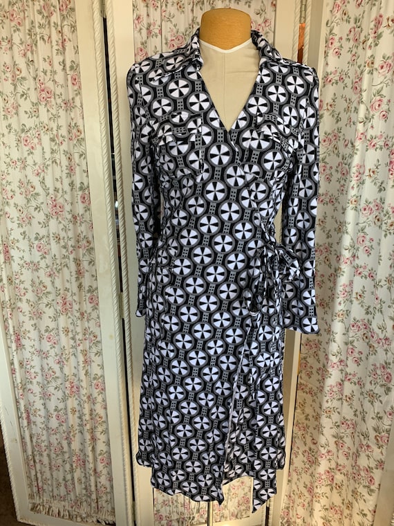 DVF Diane von Furstenberg Vintage wrap dress