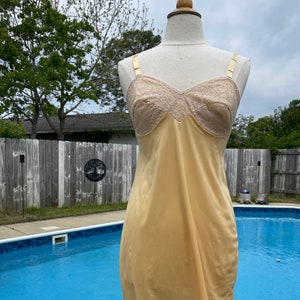 Vintage full slip