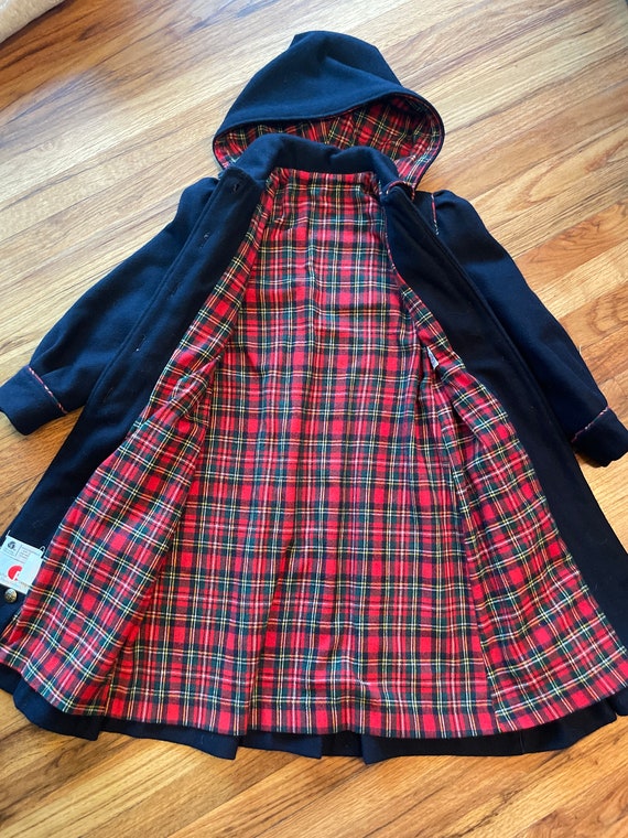 1970s Girls size 7 beautiful  navy blue and red p… - image 3