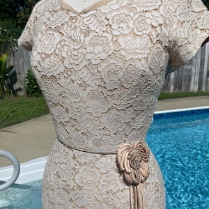 1950s lace cocktail party dress