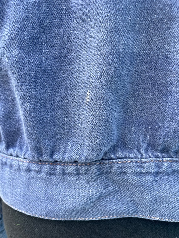 Vintage denim jacket with wolf patch - image 7