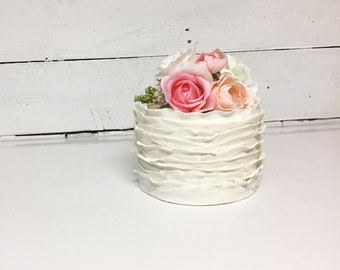 Ruffle wedding cake.  Small fake cakes. Ruffles. Display cakes