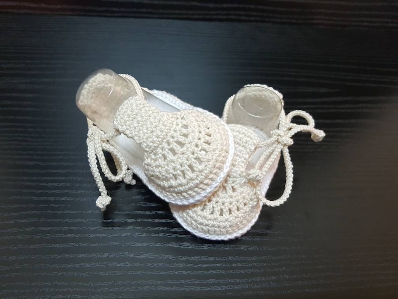 Baby christening shoes Crochet Baptism bootiesBaby crochet Baby christening shoes Crochet Baptism bootiesBaby crochet