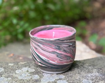 Rose I (full size) | Natural Soy Candle in Ceramic Cup | Handmade Pottery Vessel | Multicolor Marbled Clay | 14 oz