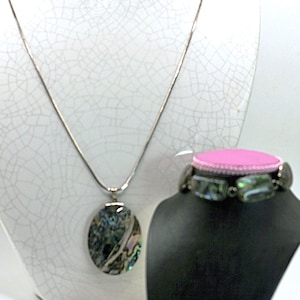 Abalone Pendant with 30 inch Chain and Bracelet Set