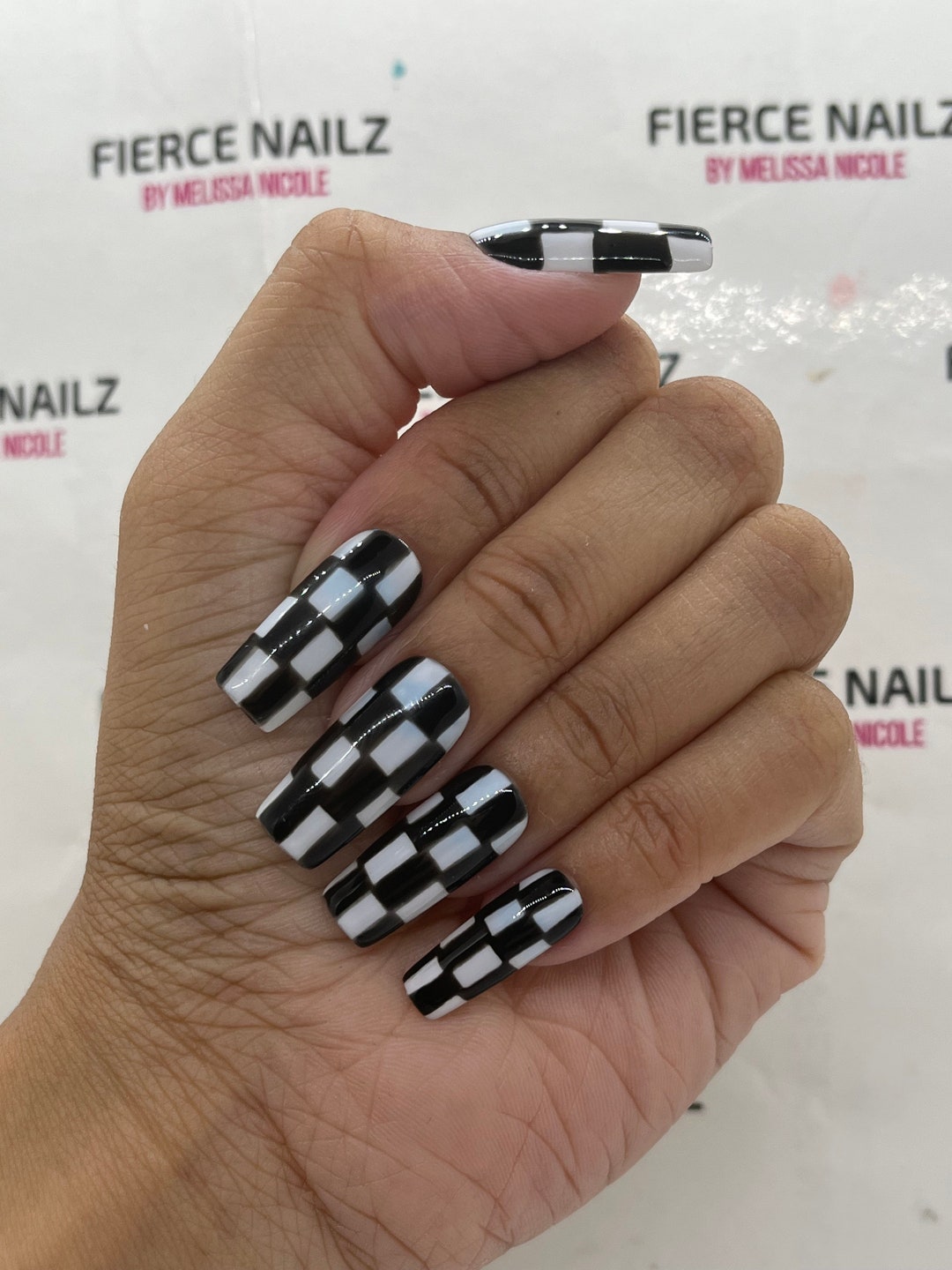 Checkered Press on Nails Black White Checkers Box Press on