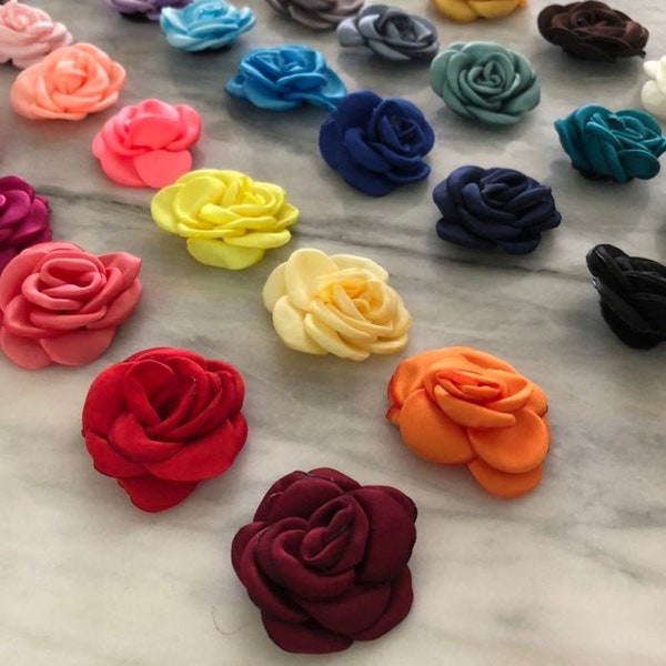 Roses en satin de 1,5 po, roses de 1,5 pouces pour bandeaux de fleurs, station de fabrication de bandeau, fourniture de robe Tutu de fille de fleur, mini fleurs en satin